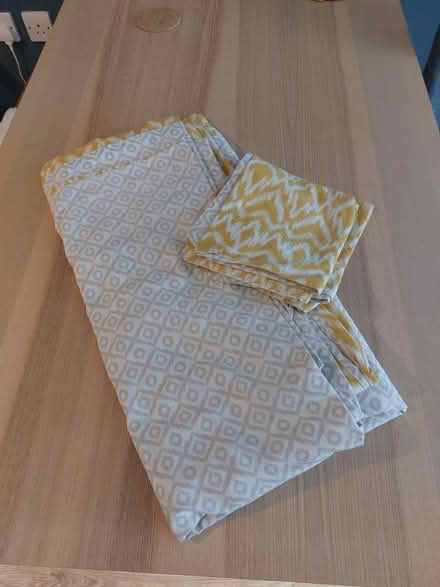 Photo of free Duvet cover and pillow cases (Bromley by Bow) #1