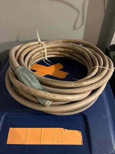 Photo of free garden hose (Washington, DC, 20003) #1