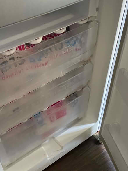 Photo of free Samsung fridge freezer (GU21 4JE) #3