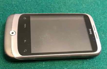 Photo of free HTC wildfire Android smartphone (Temple Street OX4) #1