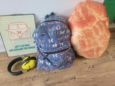 Photo of free Charity bundle of toys, jewelry etc (Stoneleigh, Epsom) #2