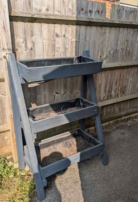 Photo of free Multilevel planter (Caldecott OX14) #1