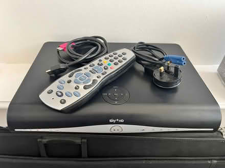 Photo of free Sky+ HD Box with cables (Wimbledon Village SW19) #2