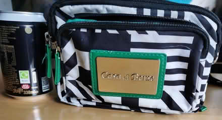 Photo of free Bum bag converts to shoulderbag (FY8 heyhouses) #1