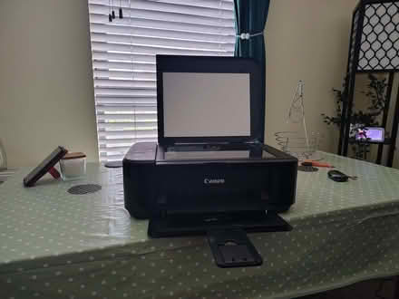 Photo of free Printer and scanner (Gorgie EH11) #1