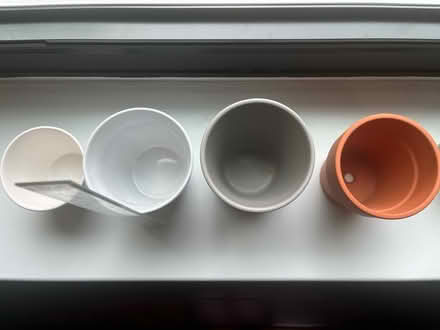 Photo of free 4 flower pots (Cambridgeport) #2