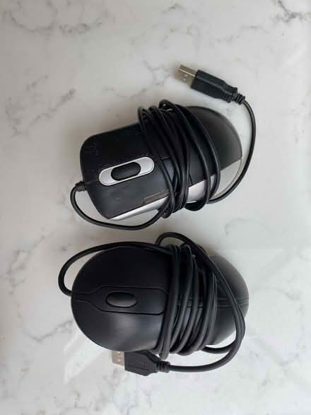 Photo of free 2 computer mice (Witney OX28) #1