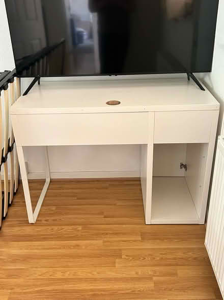 Photo of free IKEA desk (Southgate RH10) #1