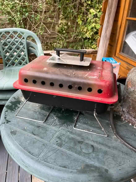 Photo of free Small gas barbecue (Cutteslowe OX2) #4