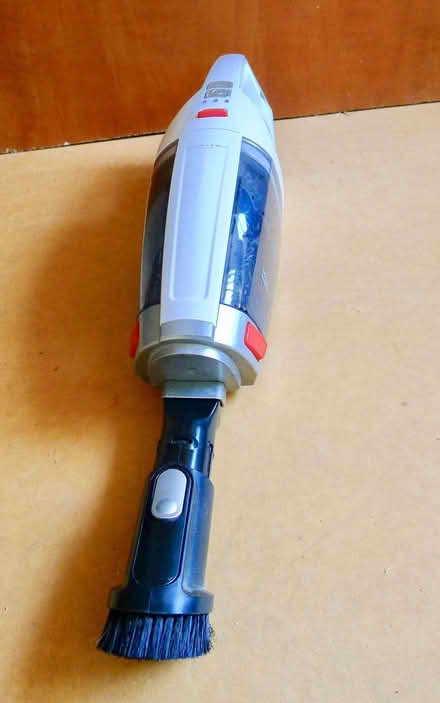 Photo of free Cordless vacuum cleaner (Marlow SL7) #3