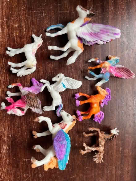 Photo of free Unicorns desperately seeking a make over (Fairfield Park) #1