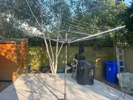 Photo of free Rotary Clothes drier - damaged (Wheathampstead) #4