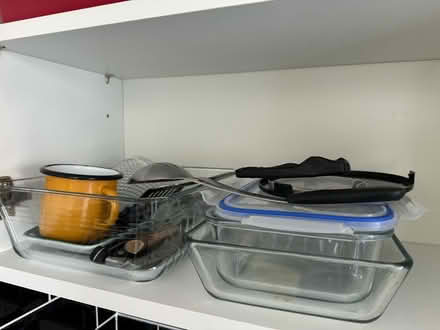 Photo of free Kitchenware, pots different sizes (SW4) #1