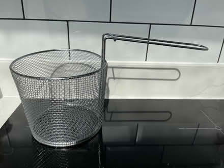 Photo of free Deep Fry Basket (Crouch End / Stroud Green N8) #1