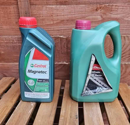 Photo of free Engine Oil (CV5) #1