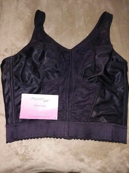 Photo of free 2 Front-closing Bras (94015) #3