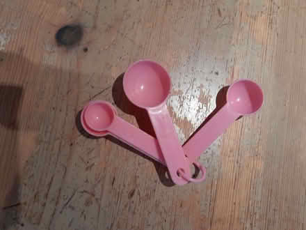 Photo of free Measuring cups / spoons (Upper Hill HR6) #2
