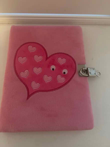 Photo of free Girlie diary (CR2) #1