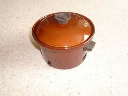 Photo of free Slow Cooker (Purley CR2) #1