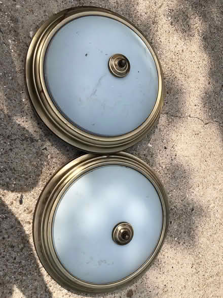 Photo of free Old light fittings (DA12) #1