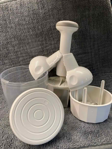 Photo of free Pampered Chef chooper (Banstead, near High Street) #3