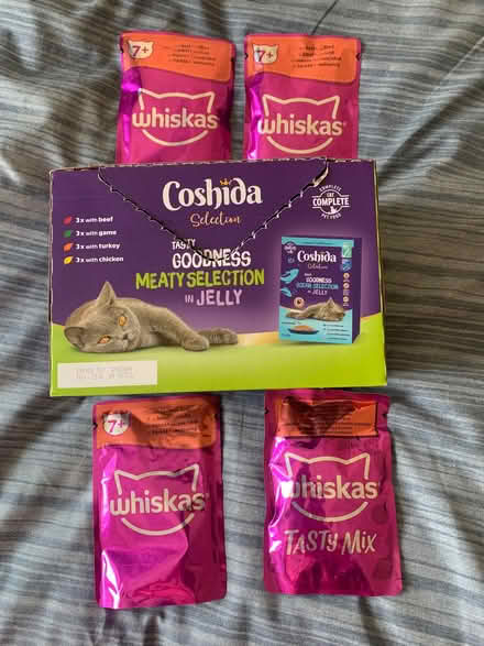 Photo of free Cat food in jelly pouches (Marsworth HP23) #1