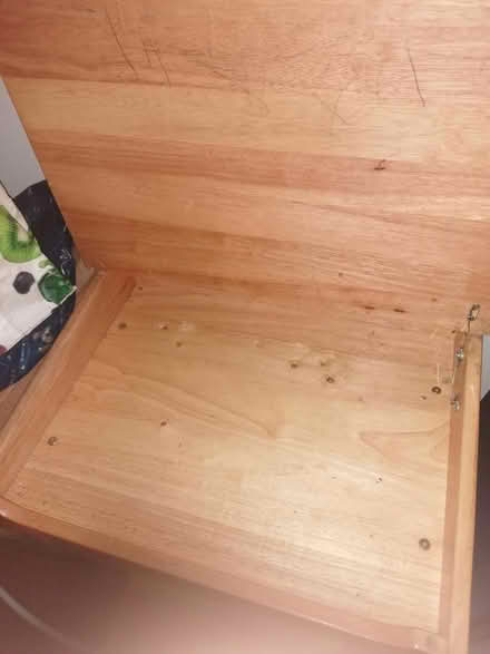 Photo of free Desk and chair for kids (S10) #2