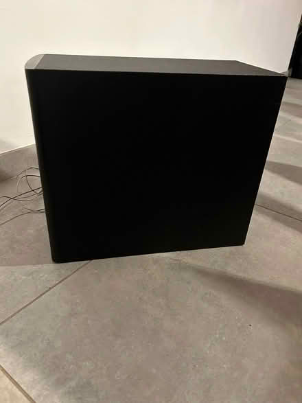 Photo of free Samsung HT-Z220 Home cinema DVD and sound system (Moss Side PR26) #2