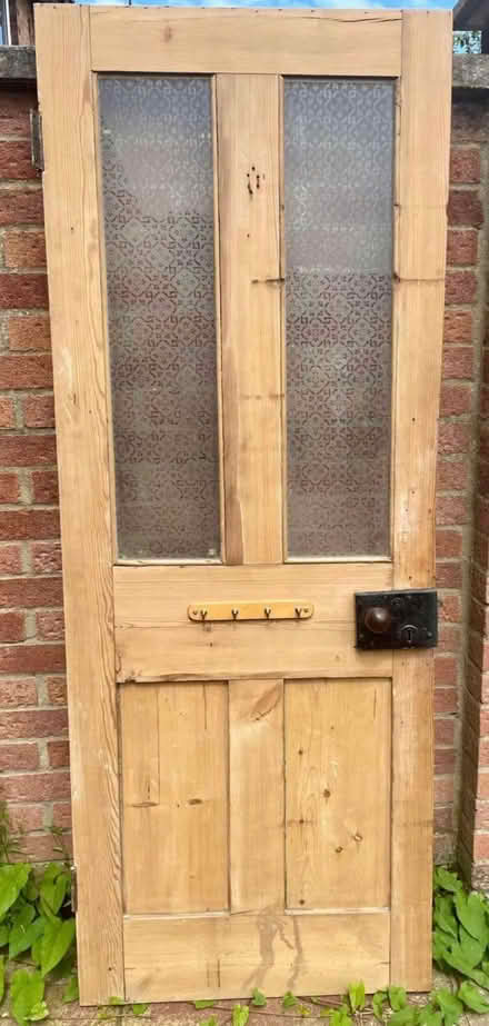 Photo of free Victorian door (Bracknell RG12) #3