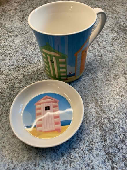 Photo of free Beach themed mug & ceramic coaster (Banstead, near High Street) #1