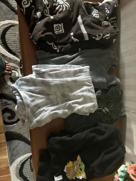 Photo of free clothes (West Harrison) #1