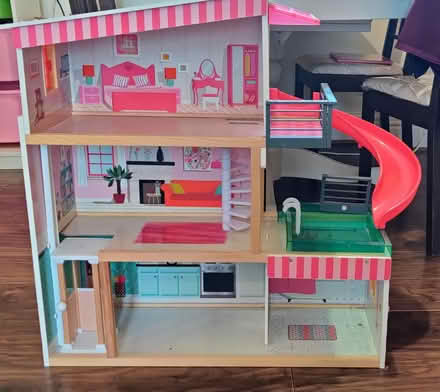 Photo of free Child's playhouse (Splott, CF24) #1