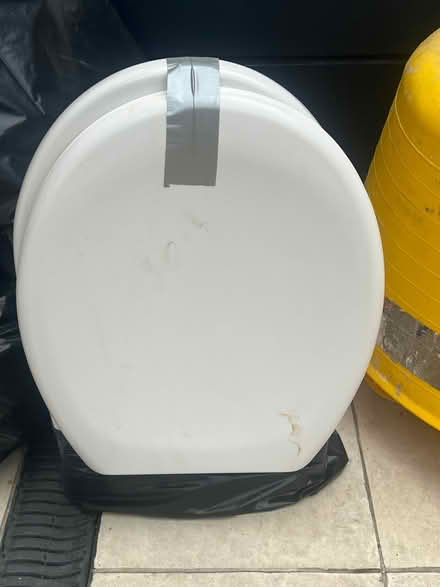 Photo of free Toilet (2nd one) (Tufnell Park N19) #1
