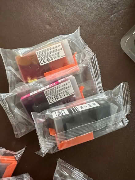 Photo of free HP 364 XL Compatible ink cartridges (Rainham ME8) #2