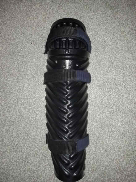 Photo of free One leg guard (right side only) (Stevenage) #1