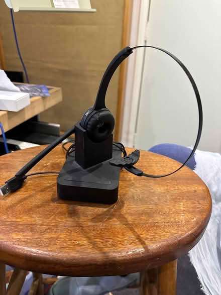 Photo of free Bluetooth Headphone with boom mic (The Hockering GU22) #3
