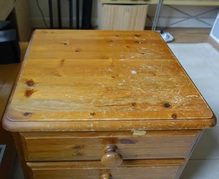 Photo of free 3 drawers pine bedside table (tooting SW17) #2