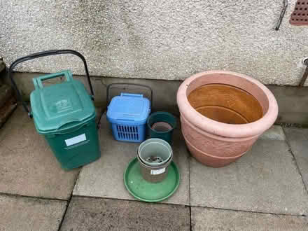 Photo of free flower pots and recycling bins (AB32) #1