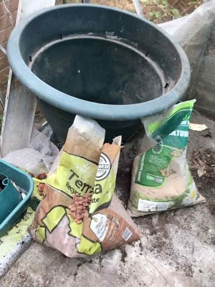 Photo of free Garden items (Trowbridge BA14) #1