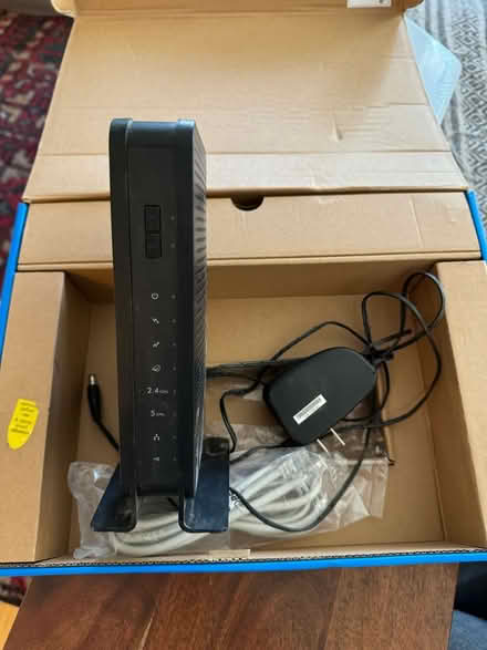 Photo of free Modem on curb (Los Feliz) #1