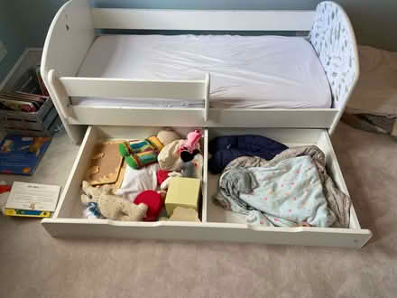 Photo of free Todler bed (Raynes Park SW20) #1