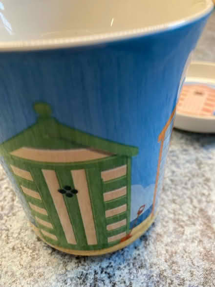 Photo of free Beach themed mug & ceramic coaster (Banstead, near High Street) #4