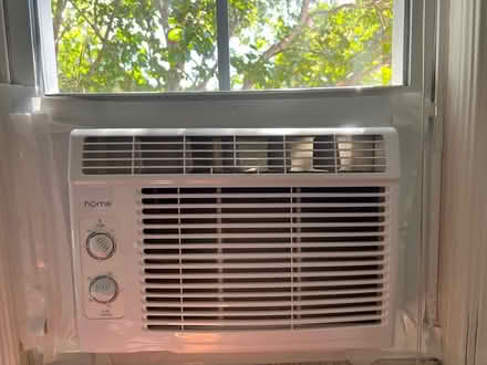 Photo of free Window Air Conditioner (Chevy Chase MD) #1