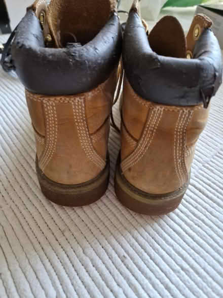 Photo of free Size 3 original timberland (WD23 Bushey) #4