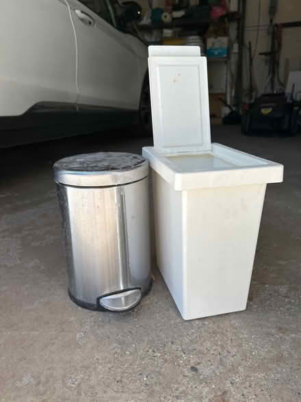 Photo of free Trash cans (Near West) #1