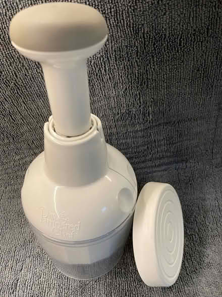 Photo of free Pampered Chef chooper (Banstead, near High Street) #2