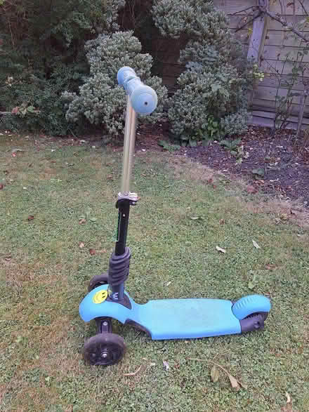 Photo of free Kids' Scooter (Redhill - RH1) #2