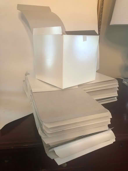 Photo of free White folding gift boxes (Prince of Wales at Meadowlands) #1