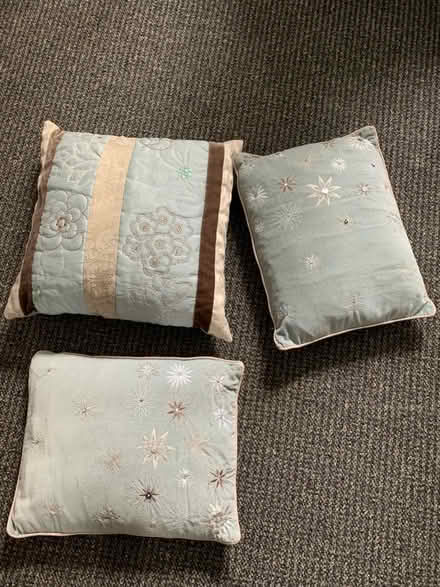 Photo of free Cushions (TQ4) #1