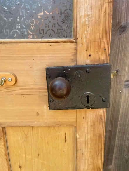 Photo of free Victorian door (Bracknell RG12) #2